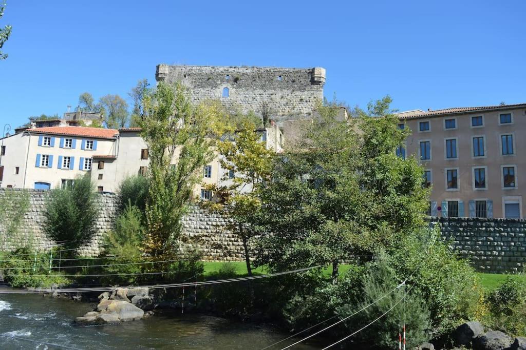 Holiday home Riverside 4 Bed House Full Of Character And Charm