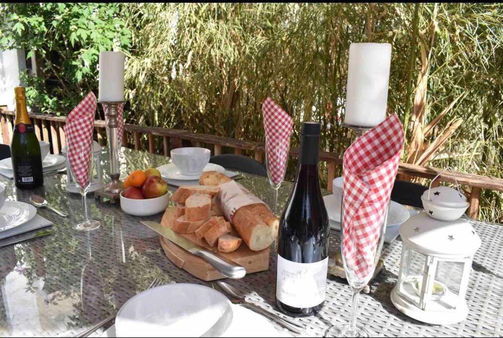 Riverside 4 Bed House Full Of Character And Charm Holiday home *