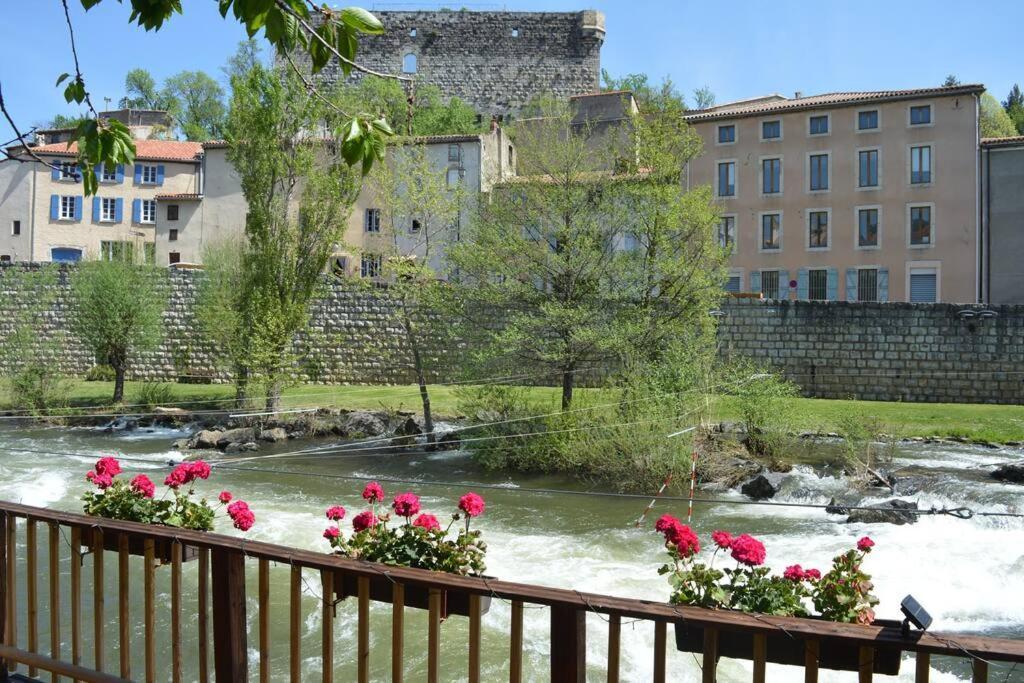 Riverside 4 Bed House Full Of Character And Charm * Quillan